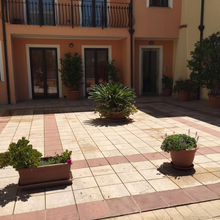 Bertolottu Residence Apartments Tortolì Kültér fotó