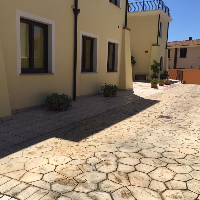 Bertolottu Residence Apartments Tortolì Kültér fotó